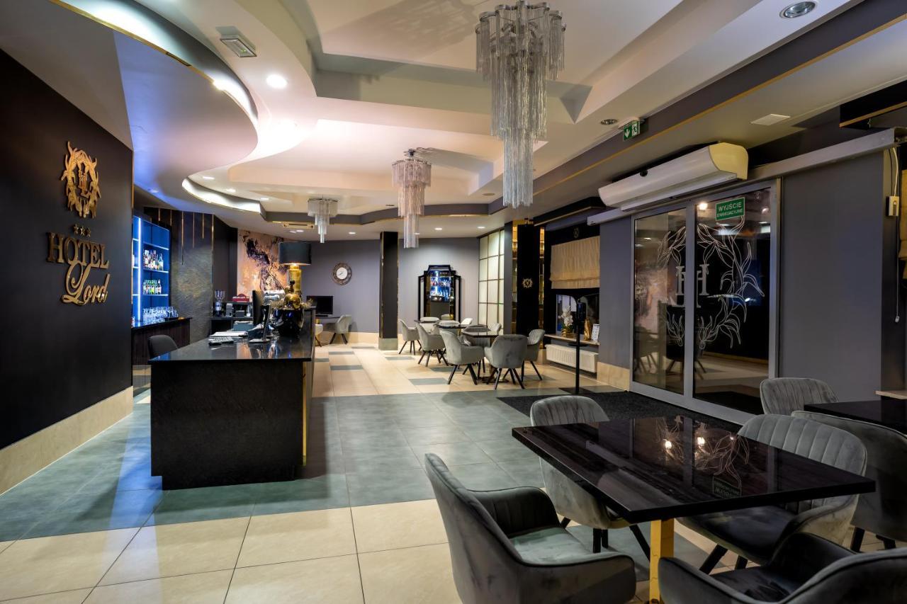 Hotel Lord Gorlice Bagian luar foto
