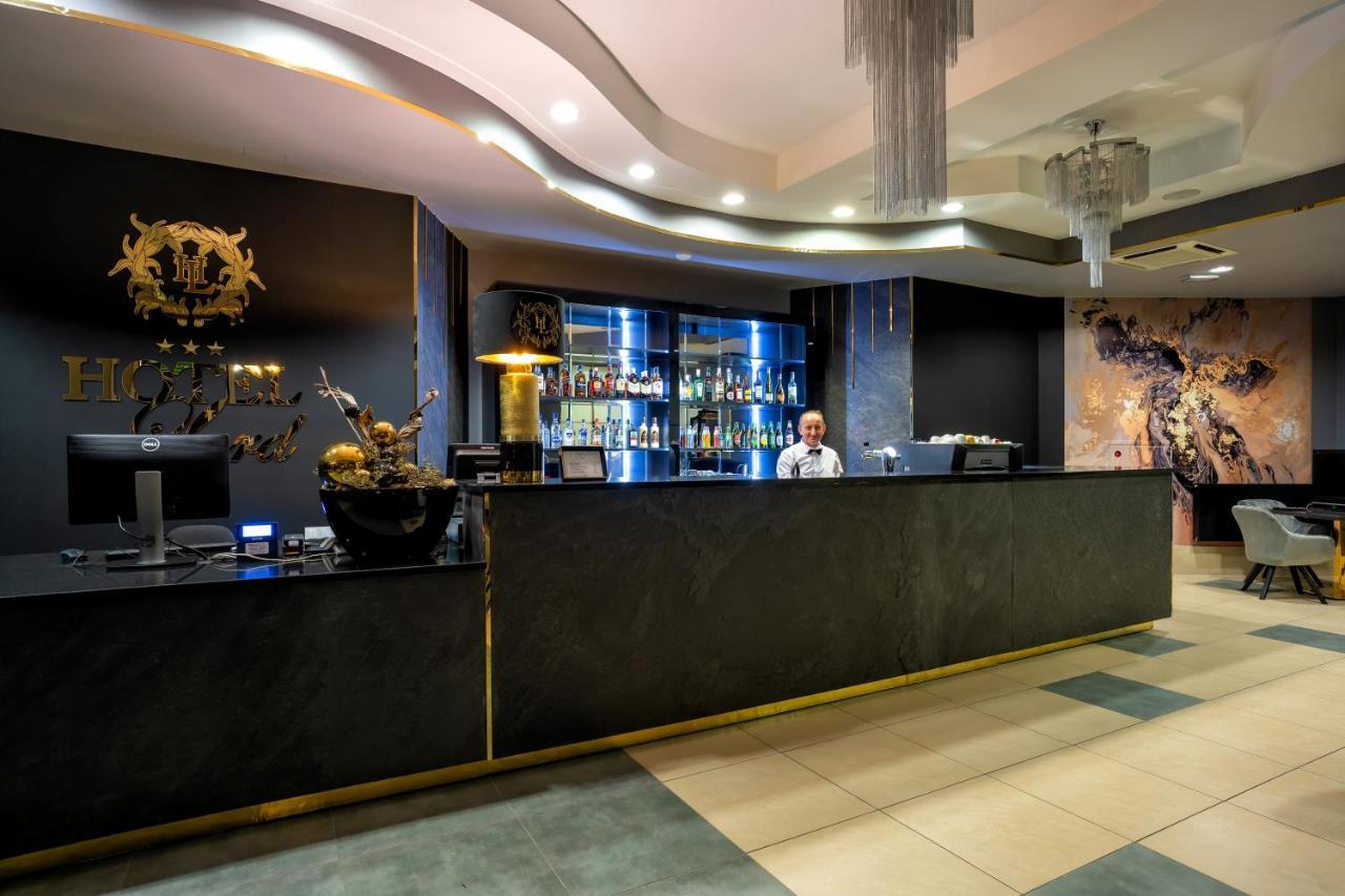 Hotel Lord Gorlice Bagian luar foto
