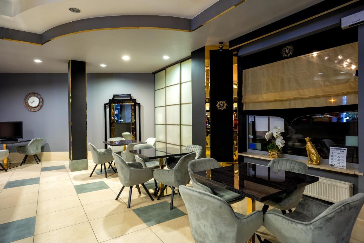 Hotel Lord Gorlice Bagian luar foto