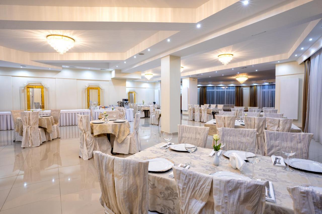 Hotel Lord Gorlice Bagian luar foto